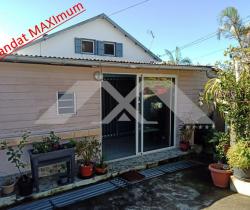 Maison / Villa 5 pi&egrave;ce(s)  213 m2