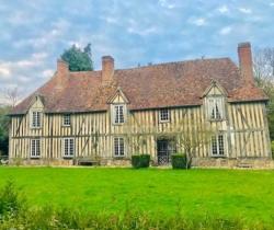 Propriété Plus de 5 pi&egrave;ces  400 m2