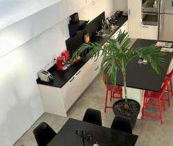 Maison / Villa 5 pi&egrave;ce(s)  213 m2