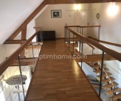Propriété Plus de 5 pi&egrave;ces  325 m2