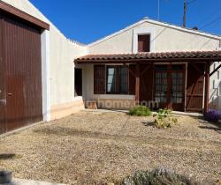 Maison / Villa 4 pi&egrave;ce(s)  100 m2