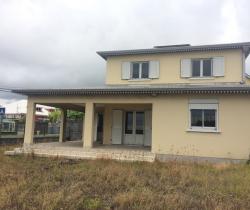 Maison / Villa Plus de 5 pi&egrave;ces  131 m ...