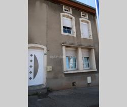 Maison / Villa 4 pi&egrave;ce(s)  131 m2