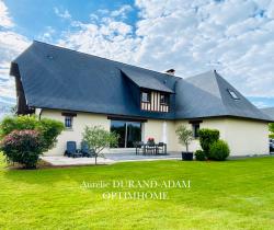 Maison / Villa Plus de 5 pi&egrave;ces  147 m ...