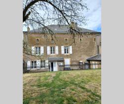 Maison / Villa Plus de 5 pi&egrave;ces  230 m ...