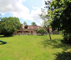 Propriété Plus de 5 pi&egrave;ces  187 m2