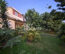 Maison / Villa Plus de 5 pi&egrave;ces  170 m ...