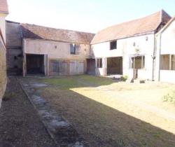 Maison / Villa 4 pi&egrave;ce(s)  165 m2