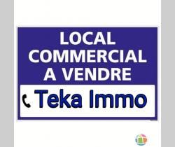 Local commercial 2 pi&egrave;ce(s) 