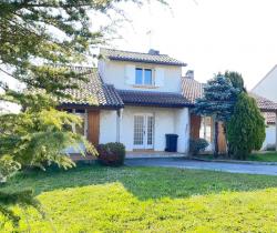 Maison / Villa Plus de 5 pi&egrave;ces  190 m ...
