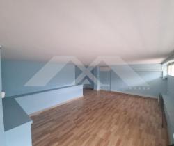 Local commercial 3 pi&egrave;ce(s) 