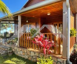 Maison / Villa 4 pi&egrave;ce(s)  120 m2