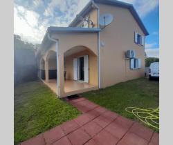 Maison / Villa 4 pi&egrave;ce(s)  120 m2