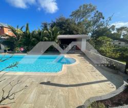 Maison / Villa 5 pi&egrave;ce(s)  154 m2