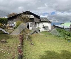 Maison / Villa 5 pi&egrave;ce(s)  208 m2