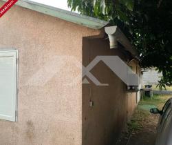 Maison / Villa 4 pi&egrave;ce(s)  100 m2