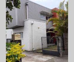 Maison / Villa 5 pi&egrave;ce(s)  100 m2