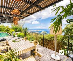 Maison / Villa 4 pi&egrave;ce(s)  141 m2