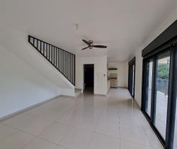 Maison / Villa 4 pi&egrave;ce(s)  110 m2