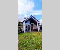 Maison / Villa 4 pi&egrave;ce(s)  134 m2