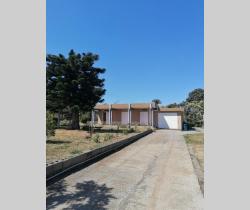 Maison / Villa 5 pi&egrave;ce(s)  150 m2