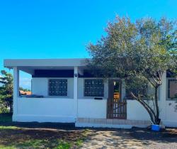 Maison / Villa 4 pi&egrave;ce(s)  80 m2