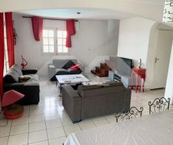 Maison / Villa Plus de 5 pi&egrave;ces  180 m ...