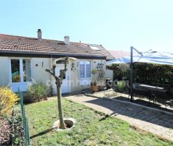 Maison / Villa Plus de 5 pi&egrave;ces  147 m ...