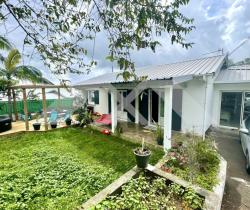 Maison / Villa 4 pi&egrave;ce(s)  125 m2