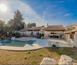 Maison / Villa 4 pi&egrave;ce(s)  175 m2