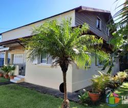 Maison / Villa 5 pi&egrave;ce(s)  126 m2