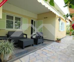 Maison / Villa 5 pi&egrave;ce(s)  187 m2