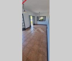 Local commercial 4 pi&egrave;ce(s) 