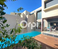 Maison / Villa 4 pi&egrave;ce(s)  93 m2