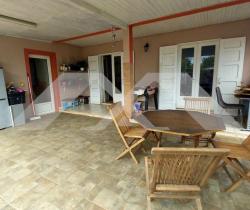 Maison / Villa 4 pi&egrave;ce(s)  100 m2