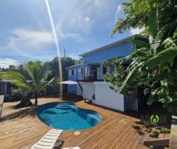 Maison / Villa 5 pi&egrave;ce(s)  153 m2