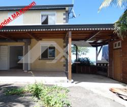 Maison / Villa 4 pi&egrave;ce(s)  75 m2