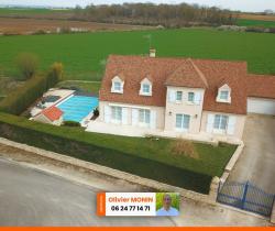 Maison / Villa Plus de 5 pi&egrave;ces  200 m ...