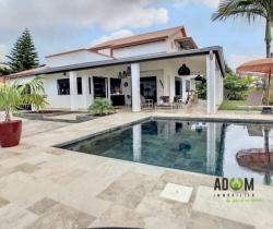 Maison / Villa Plus de 5 pi&egrave;ces  190 m ...