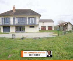 Maison / Villa Plus de 5 pi&egrave;ces  147 m ...