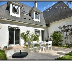 Maison / Villa Plus de 5 pi&egrave;ces  208 m ...