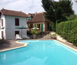 Maison / Villa Plus de 5 pi&egrave;ces  153 m ...