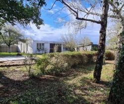 Maison / Villa 4 pi&egrave;ce(s)  100 m2