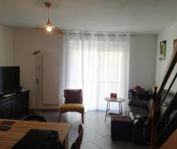 Maison / Villa 5 pi&egrave;ce(s)  82 m2