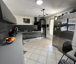 Maison / Villa Plus de 5 pi&egrave;ces  132 m ...