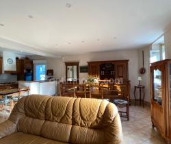 Maison / Villa 5 pi&egrave;ce(s)  85 m2