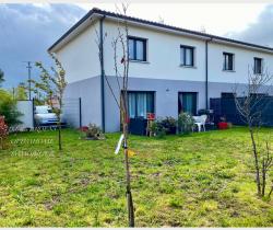 Maison / Villa 4 pi&egrave;ce(s)  88 m2