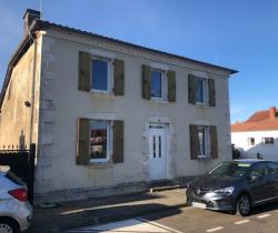 Maison / Villa 5 pi&egrave;ce(s)  120 m2