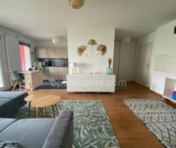 Appartement 2 pi&egrave;ce(s)  52 m2