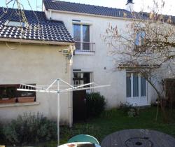 Maison / Villa 5 pi&egrave;ce(s)  104 m2